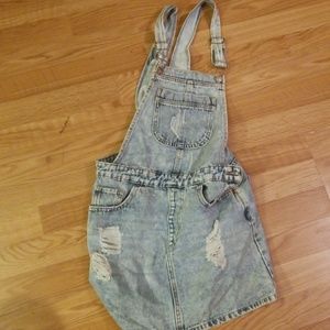 Overall dress